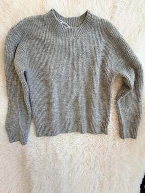 H&M Rib-knit Gray Sweater